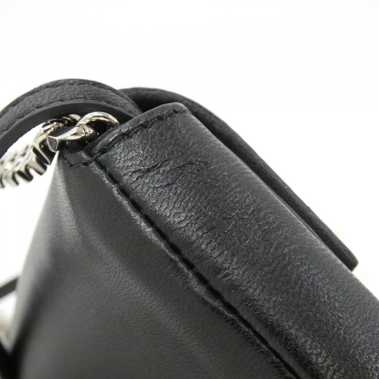 フェンディ BAG BUGS MICRO BAGUETTE ラム レザー ラビットファー ショルダーバッグ