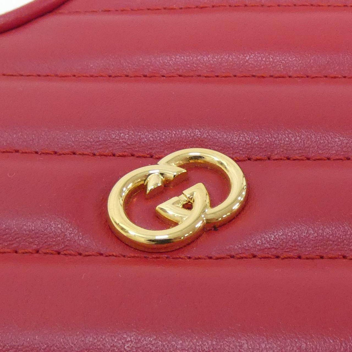 グッチ レザーショルダーバッグ