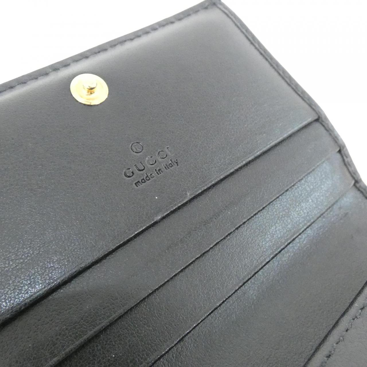 グッチ GGマトラッセレザー二つ折り財布