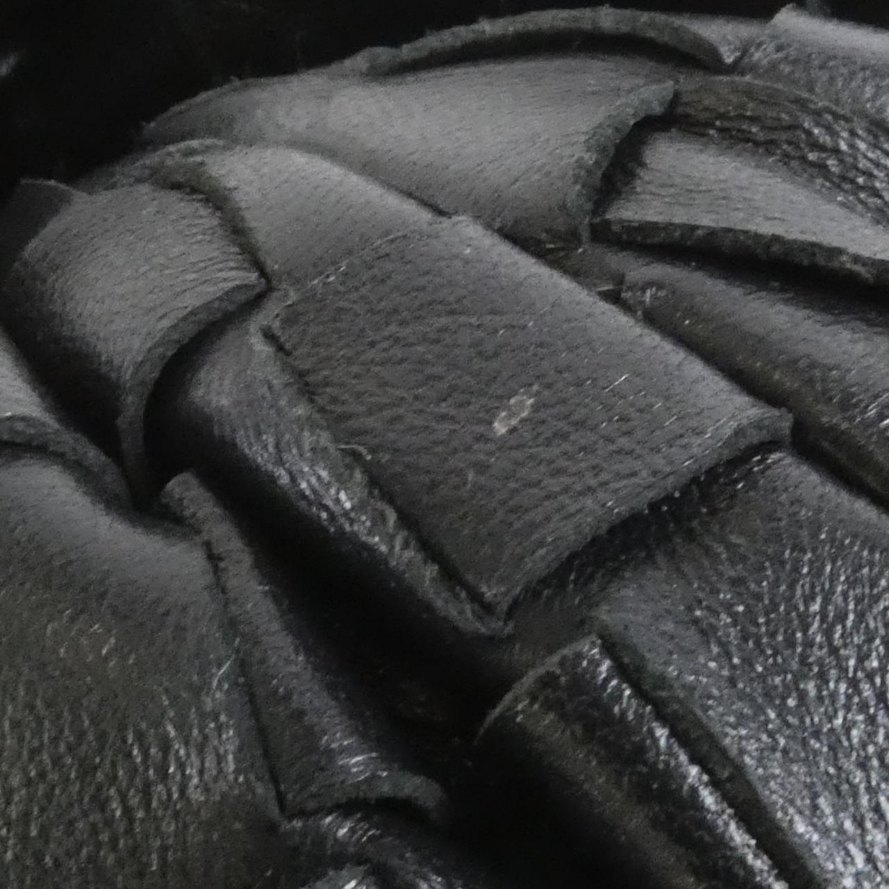 ボッテガヴェネタ ラムスキンショルダーバッグ