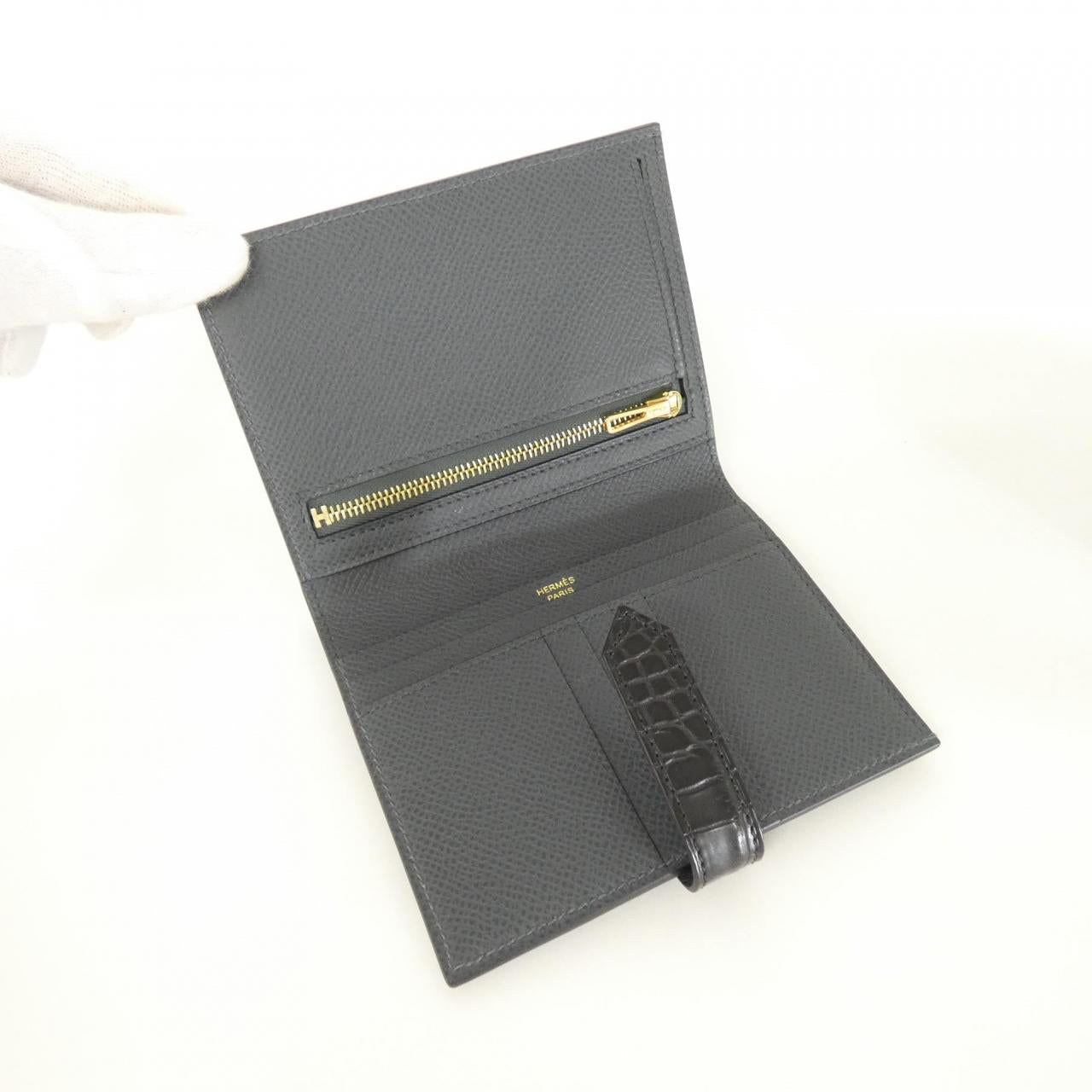 エルメス ベアンコンパクトタッチ 財布