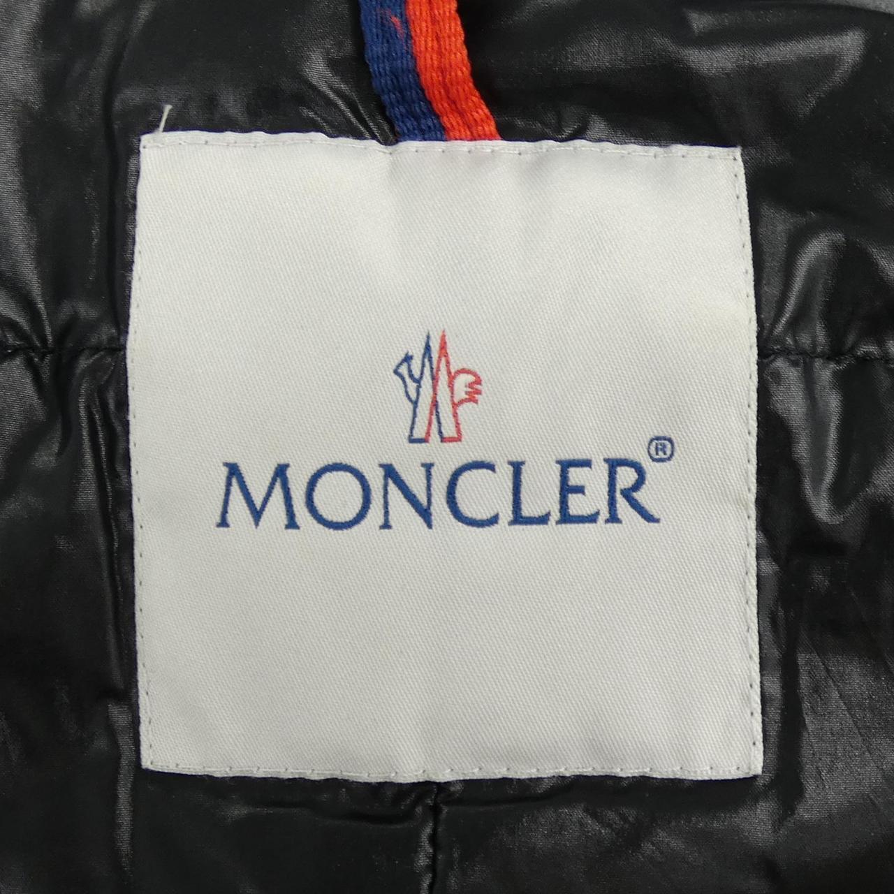 モンクレール GIROFLIER ラクーンファーフードダウンジャケット