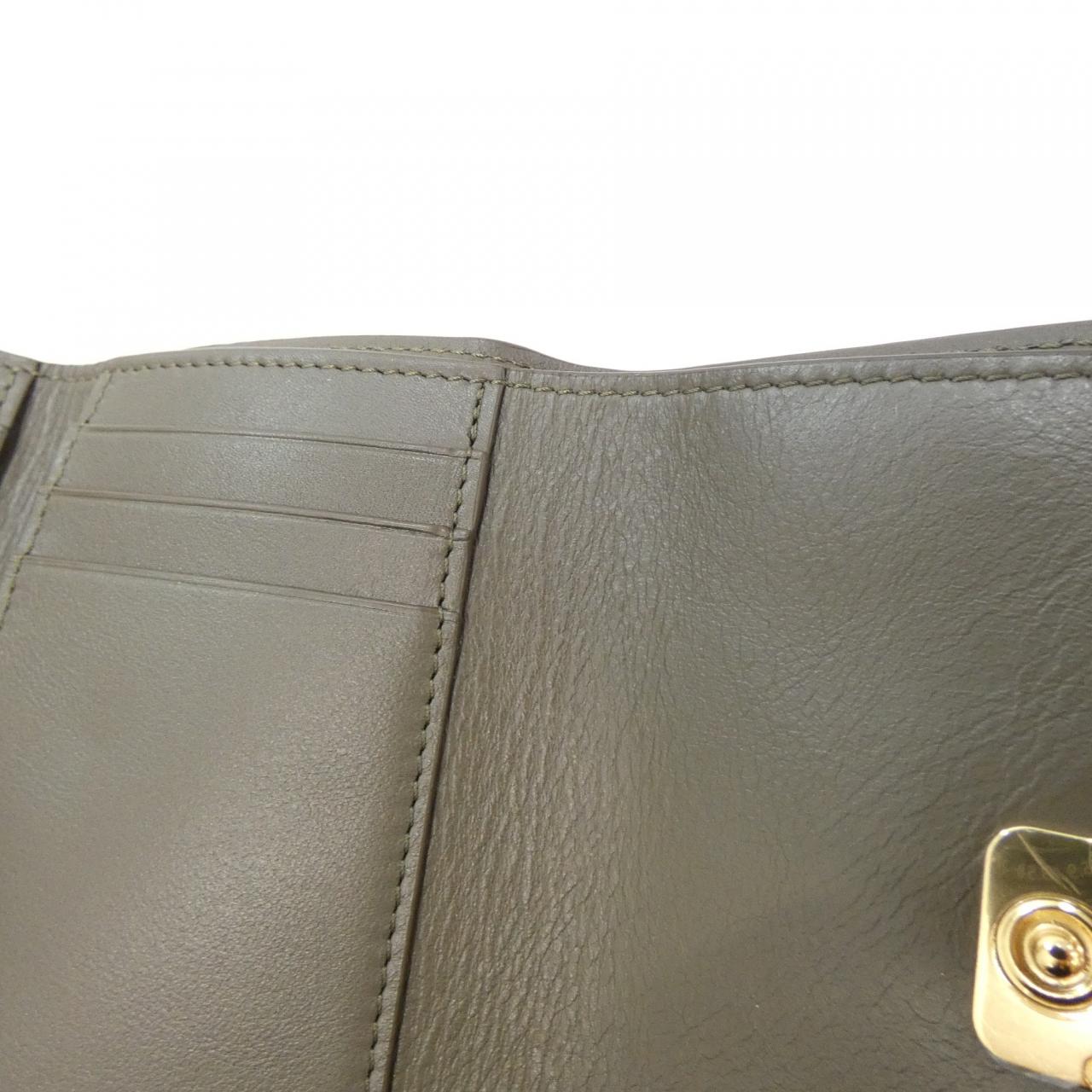 ロエベ ラム 財布