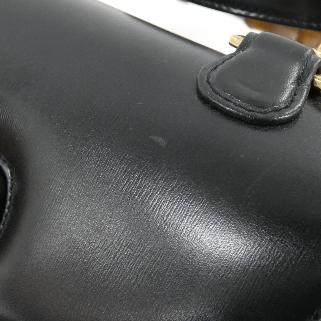 グッチ レザーショルダーバッグ