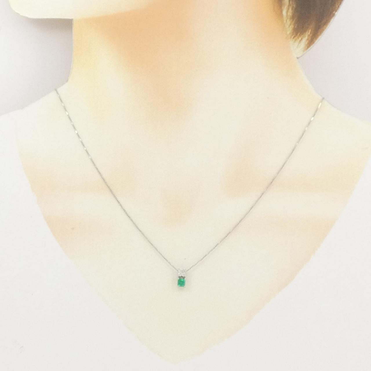 プラチナ950 プラチナ850 エメラルド ダイヤモンド ネックレス