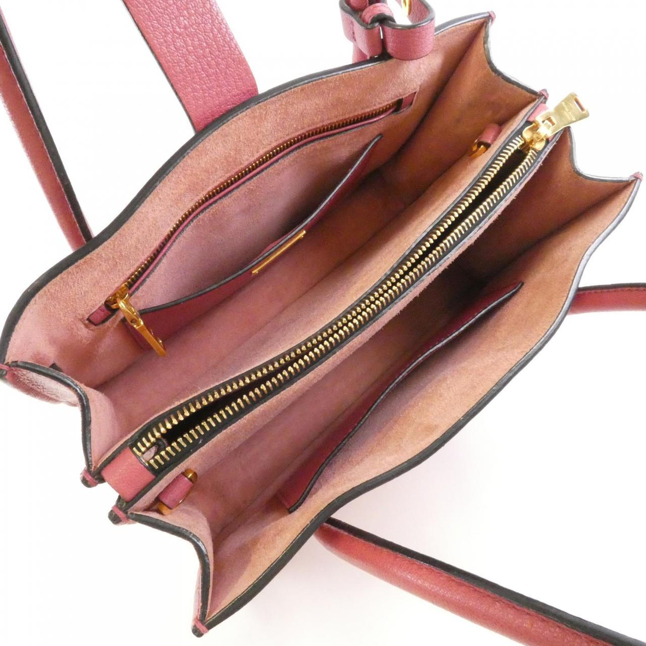 ミュウミュウ マドラス ハンドバッグ
