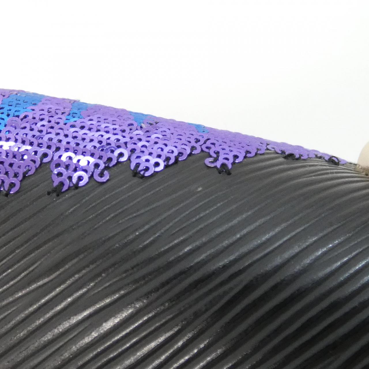 ルイヴィトン ツイスト レザー ショルダーバッグ
