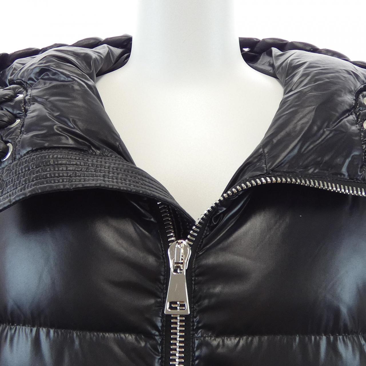モンクレールジーニアス KEI NINOMIYA ALMANDINE ダウンジャケット