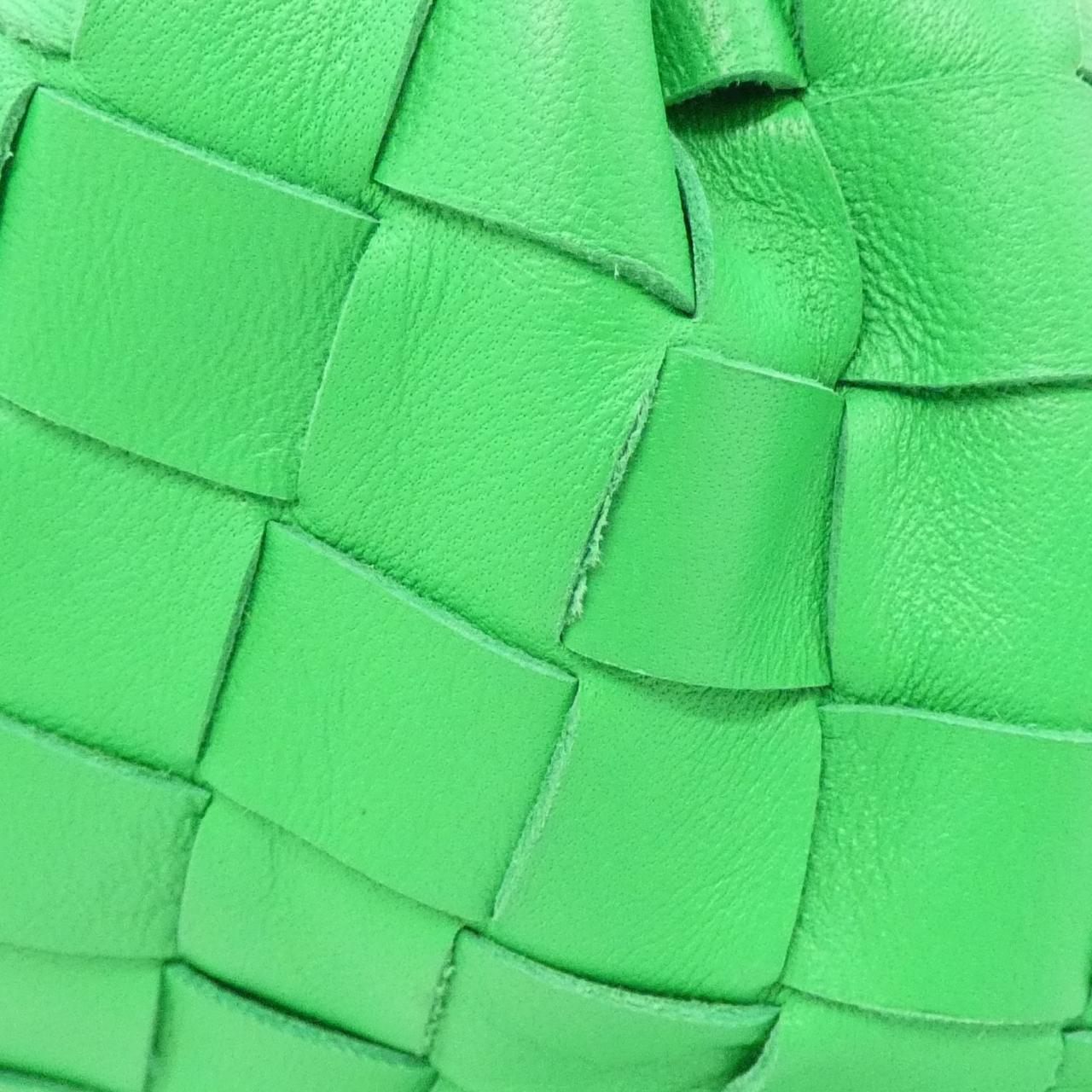 ボッテガヴェネタ ラムスキン クラッチバッグ