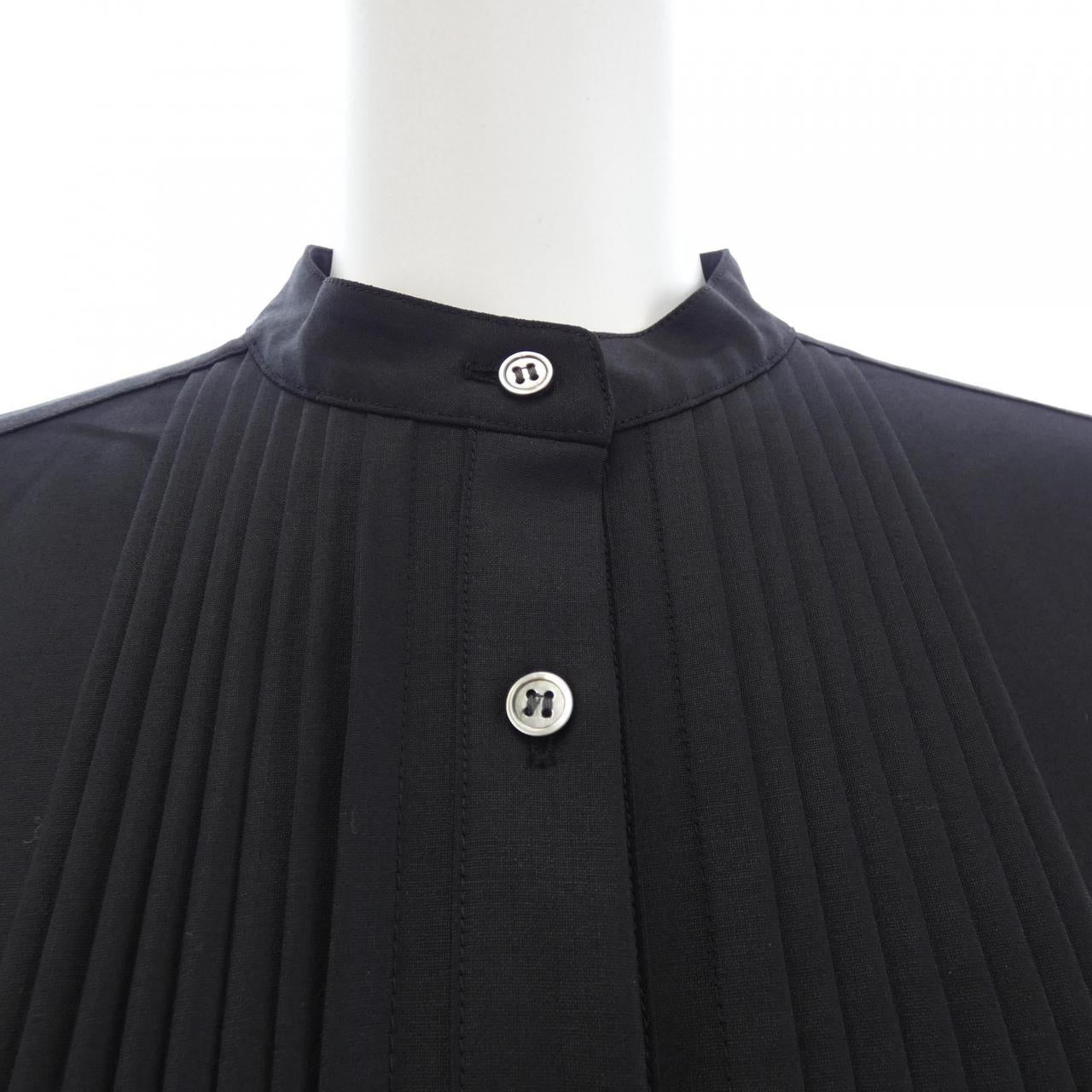 アール トップス