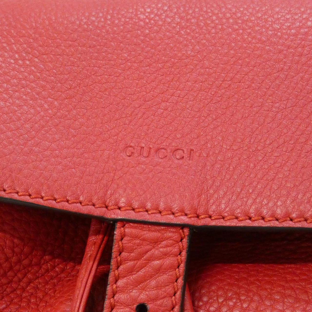 グッチ レザーリュックサック
