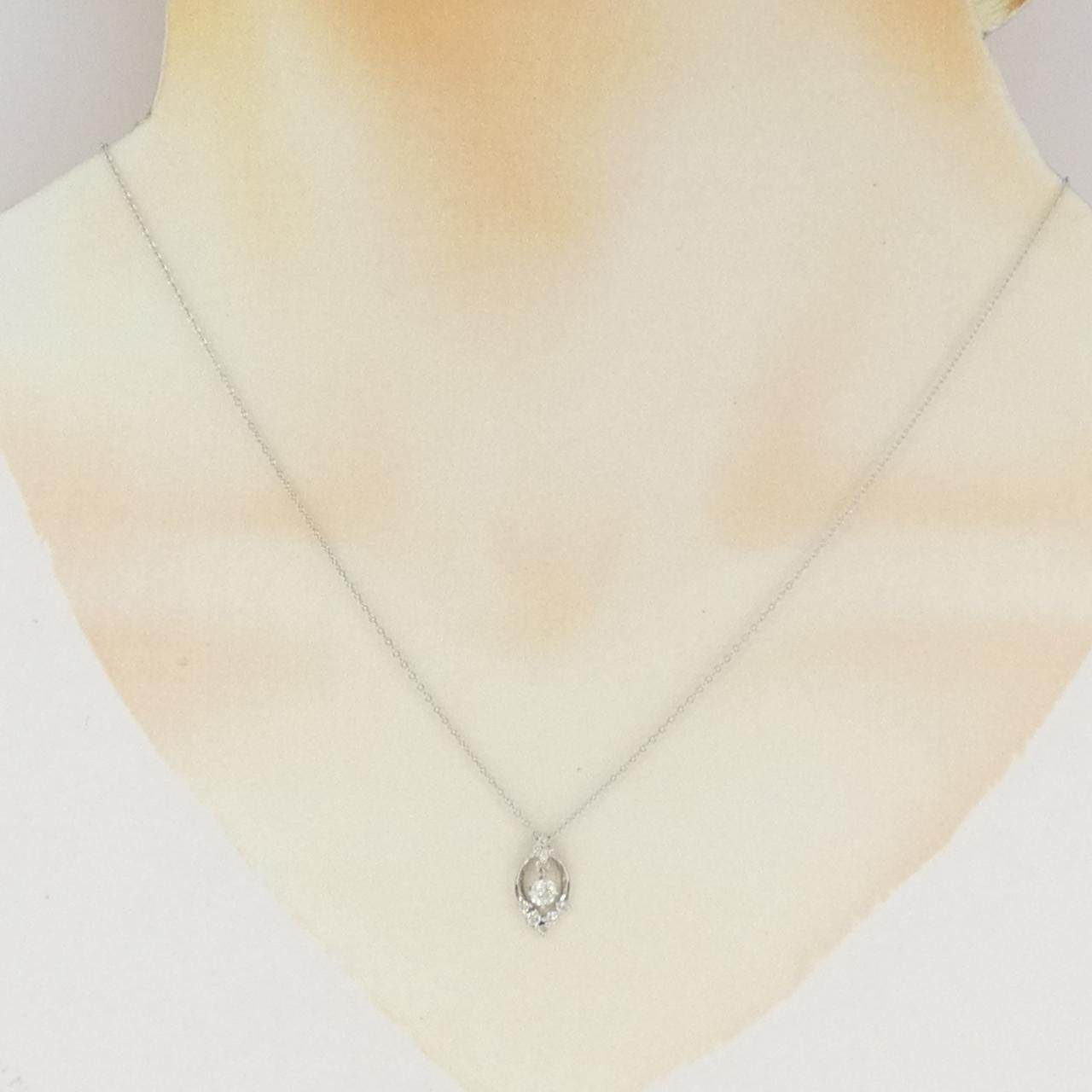 プラチナダイヤモンドネックレス