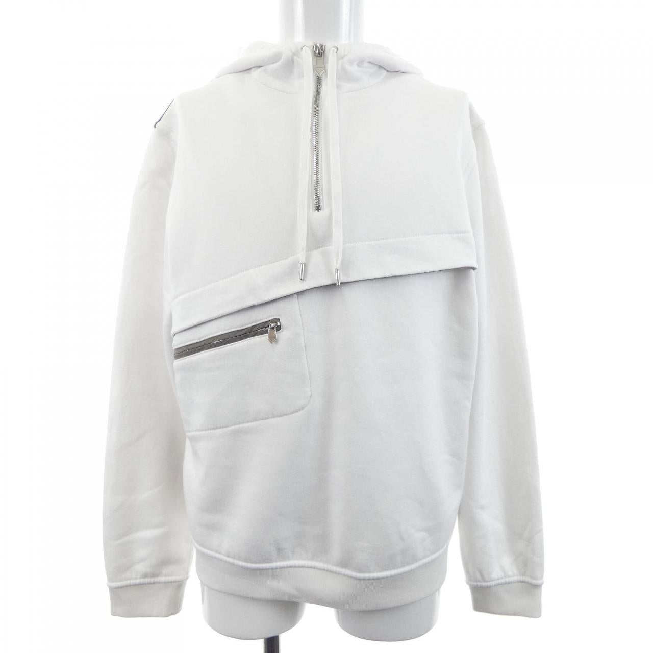 エルメス パーカー