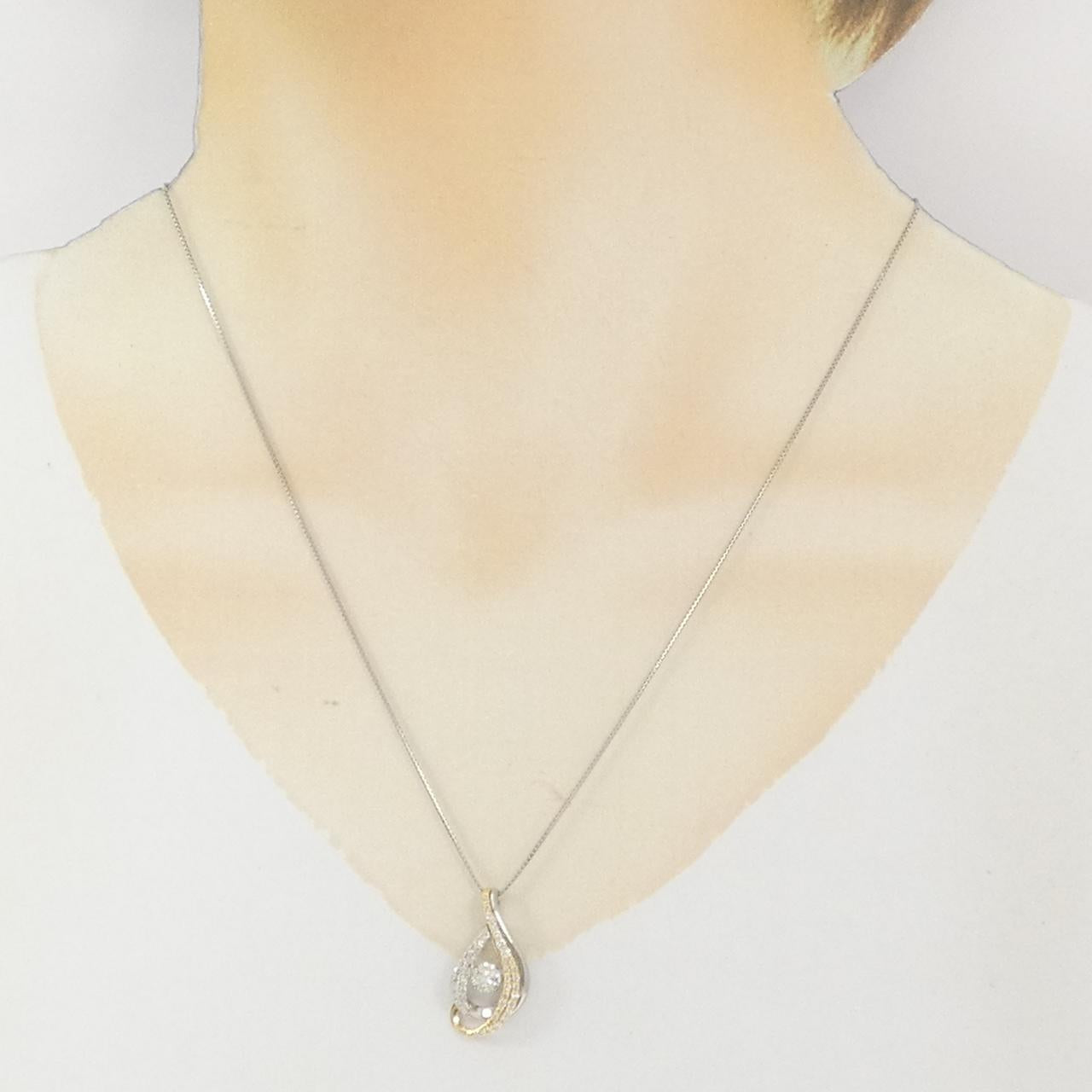 プラチナAu750ダイヤモンドネックレス