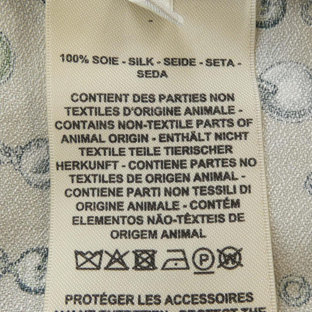 エルメス TRESOR DE MEDOR シルクシャツ