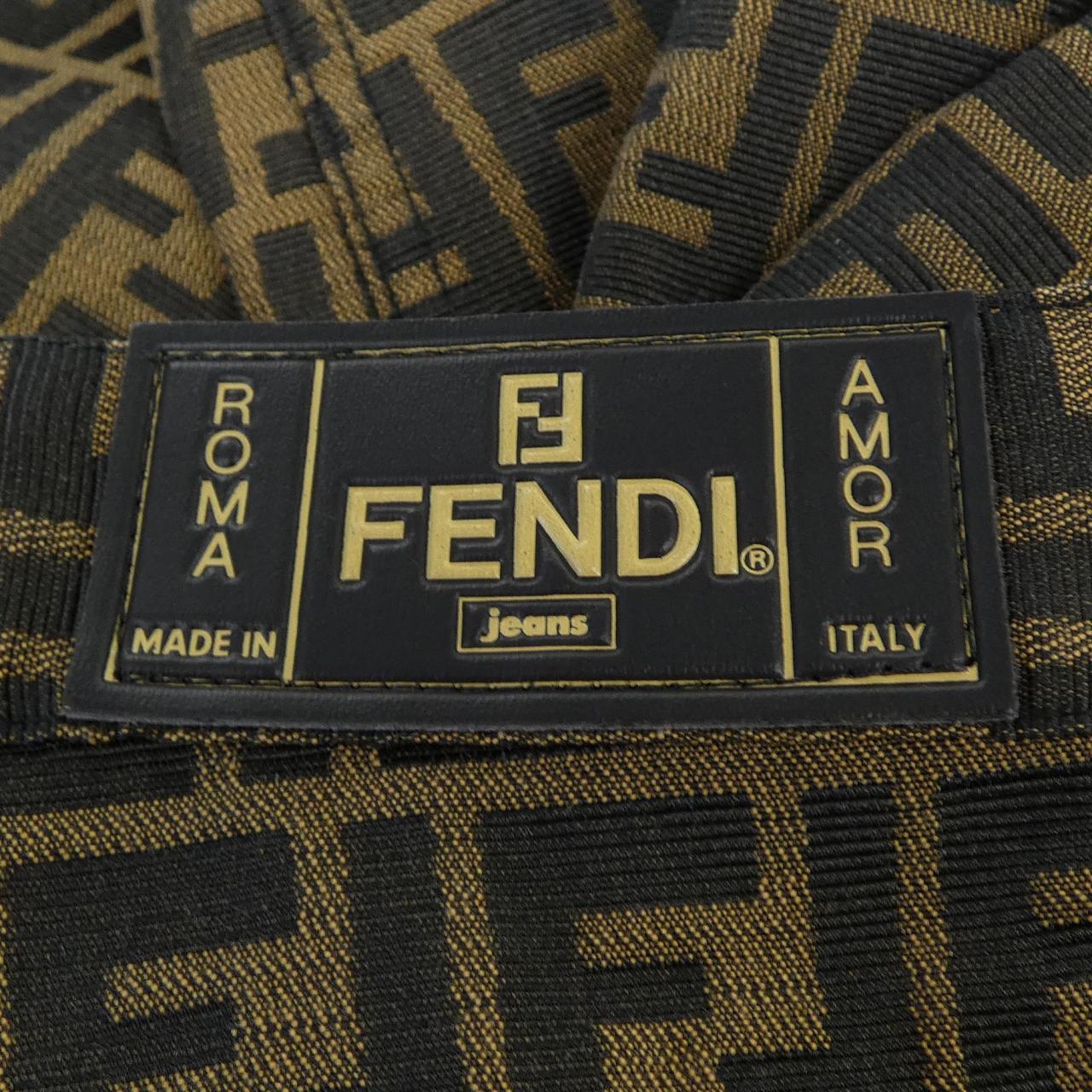 フェンディ パンツ