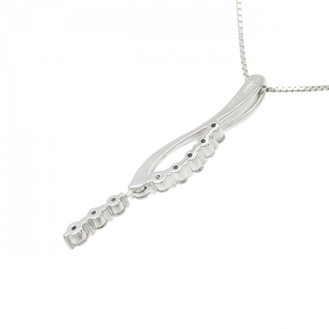プラチナダイヤモンドネックレス