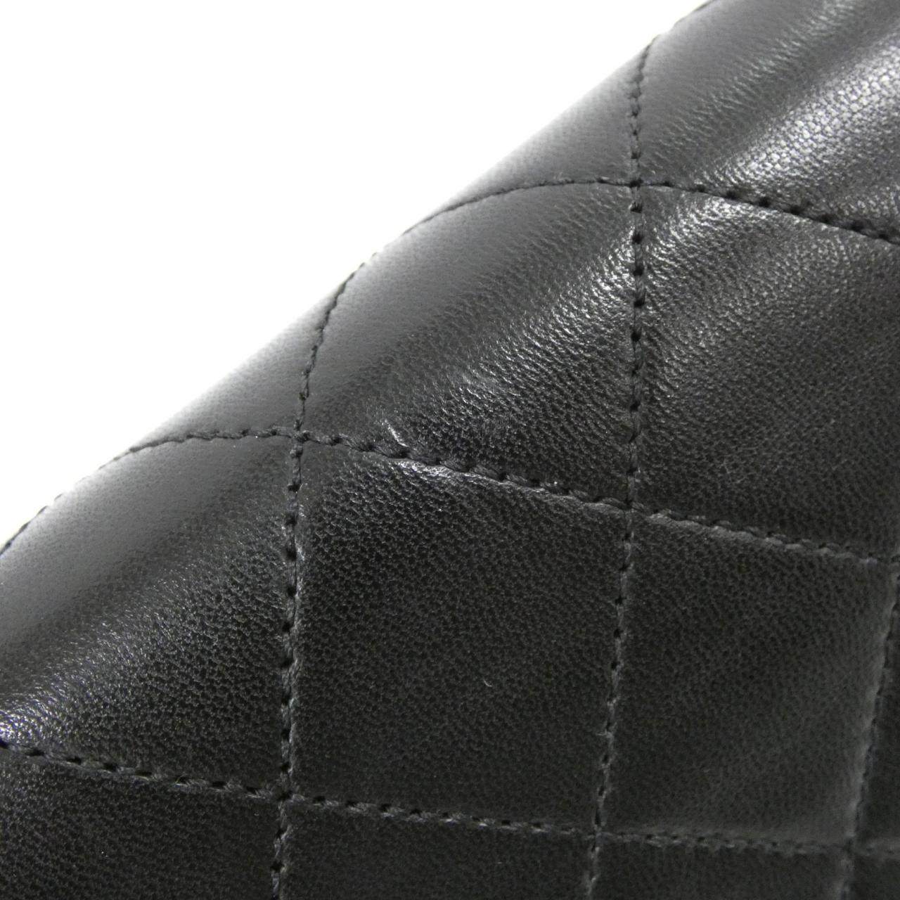 シャネル ラムスキン ショルダーバッグ