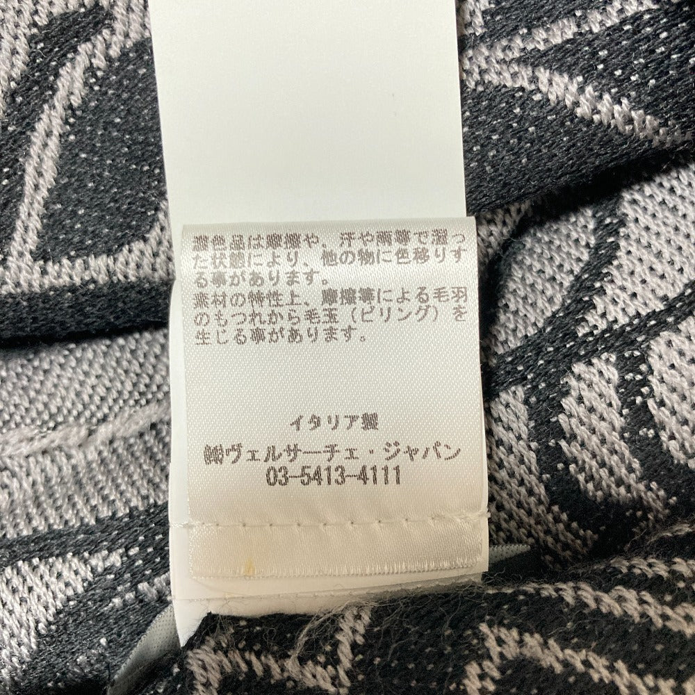 ヴェルサーチェ メデューサジャガードフリンジマフラー