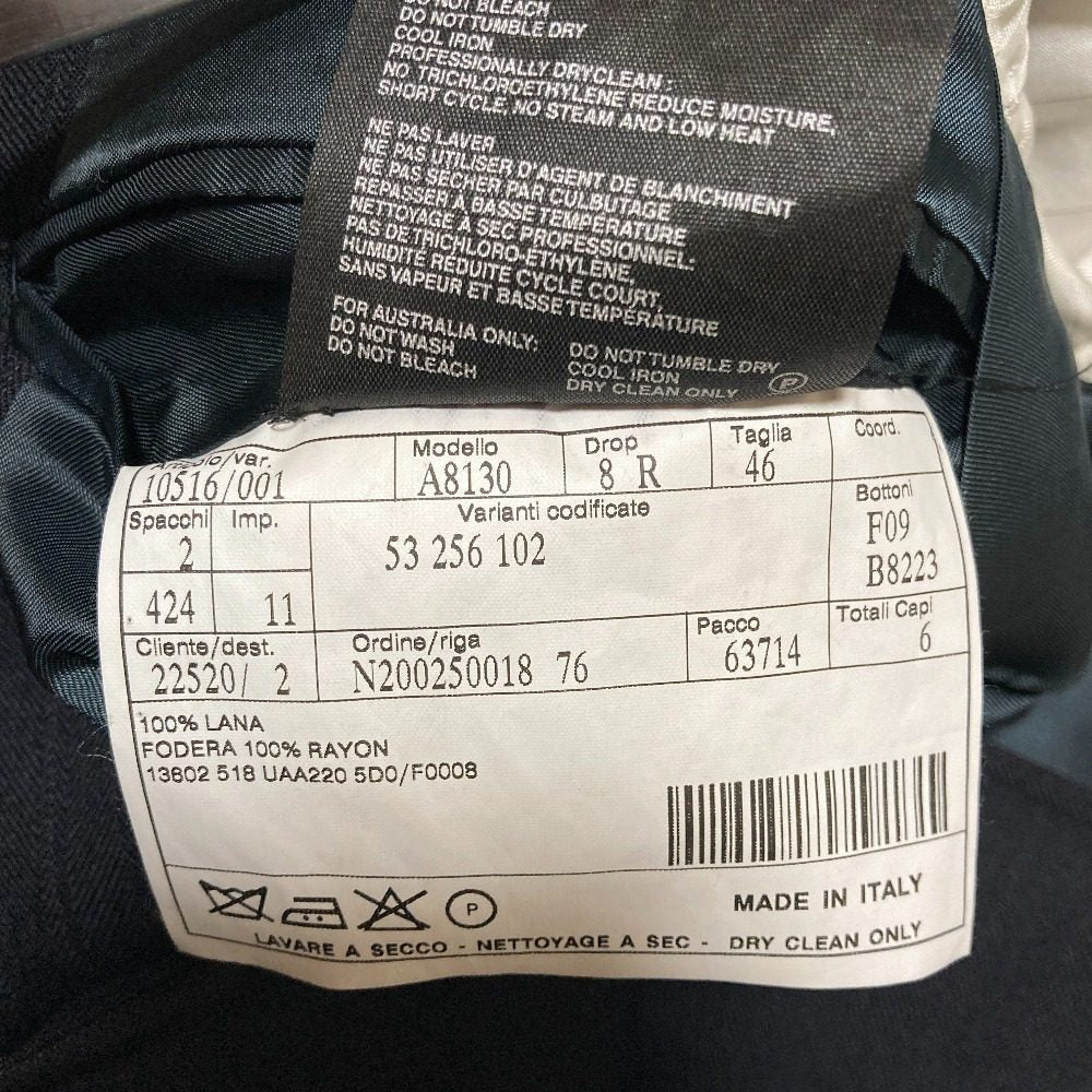 プラダ ピンストライプスーツ