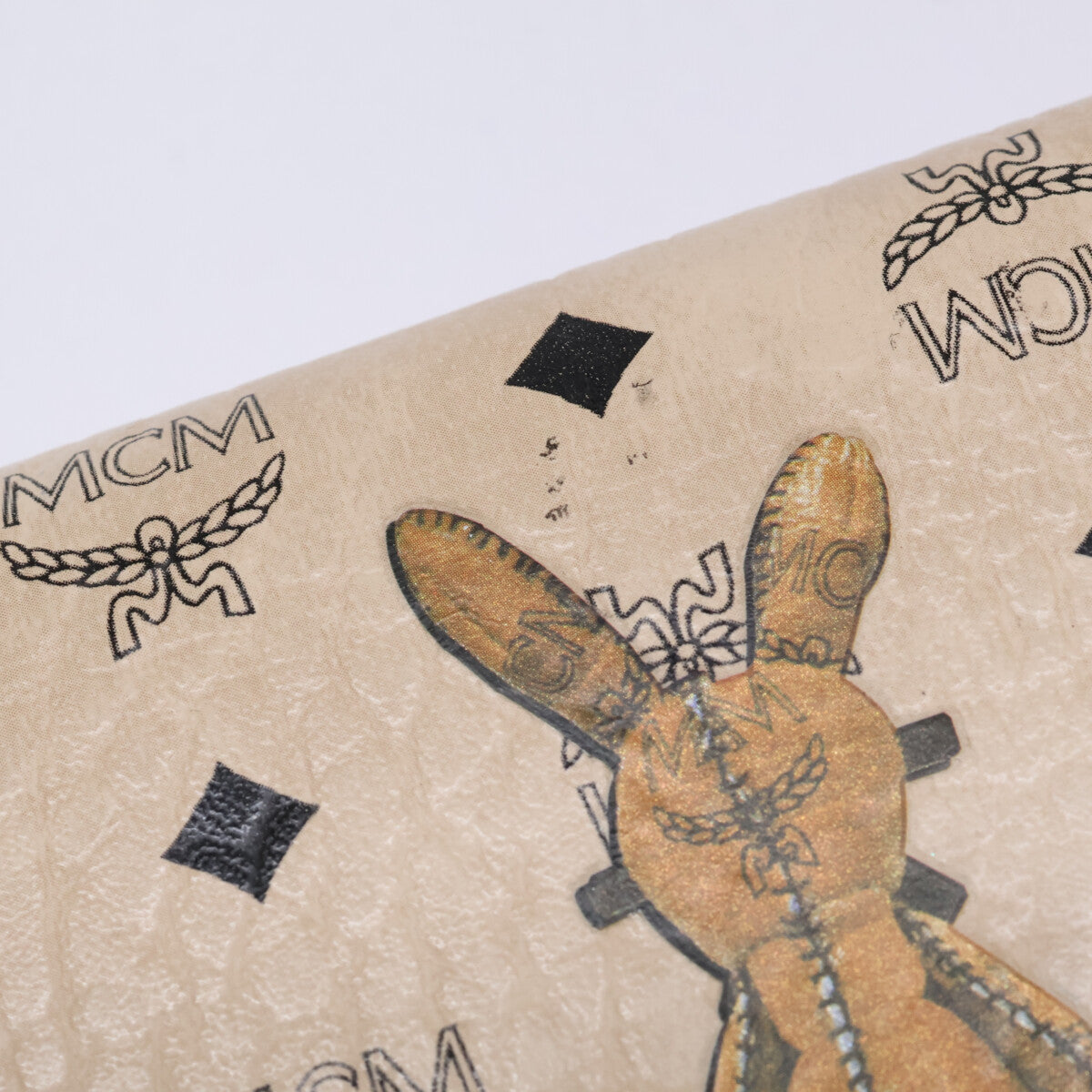 MCM ヴィセトス ラビット 三つ折り財布