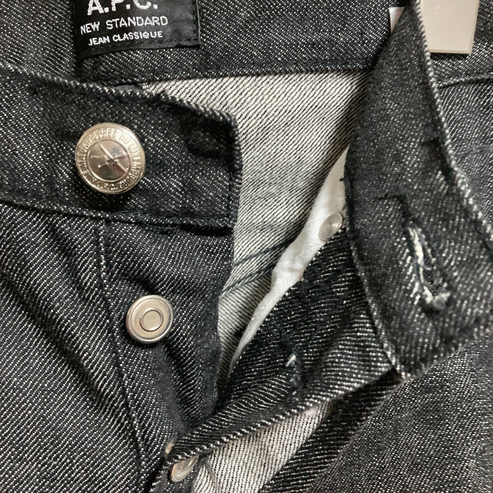 アーペーセー NEW STANDARD デニムパンツ
