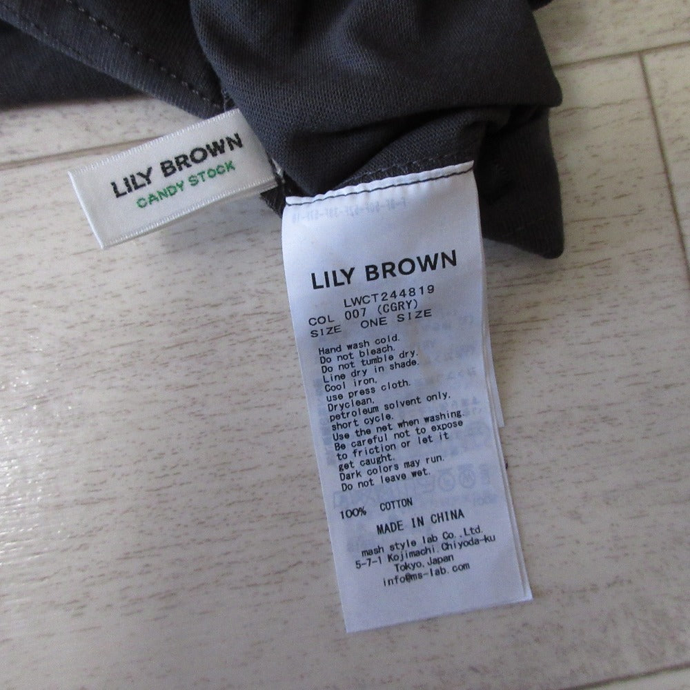 Lily Brown CANDY STOCK ビジューエンブロイダリーTシャツ