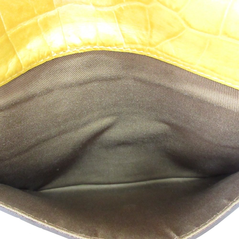 エポイ 型押しレザー クラッチバッグ