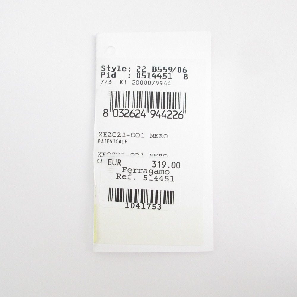 サルヴァトーレ フェラガモ ヴァラリボン パテント ロングウォレット