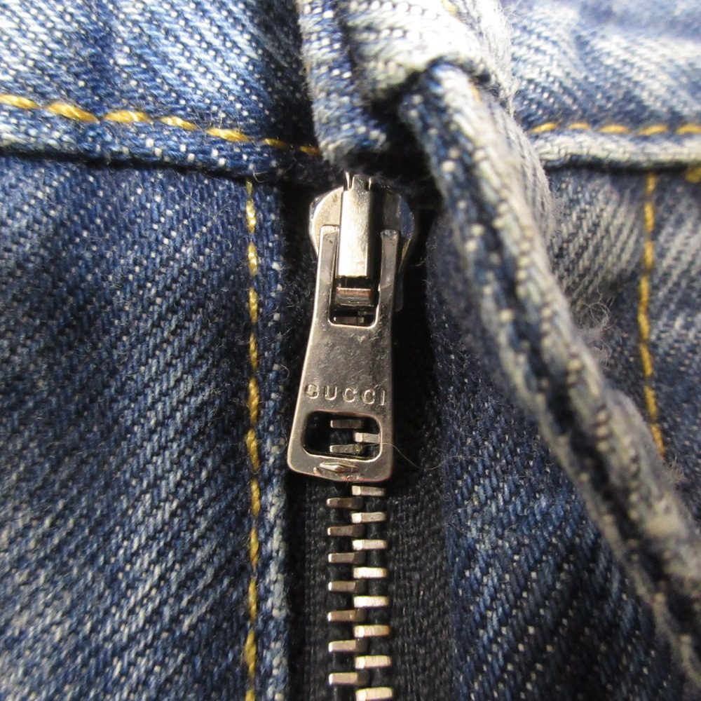 グッチ ロゴパッチ デニムパンツ