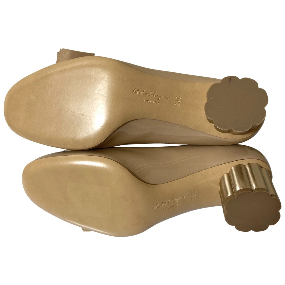 サルヴァトーレ フェラガモ リボン パテント レザー パンプス