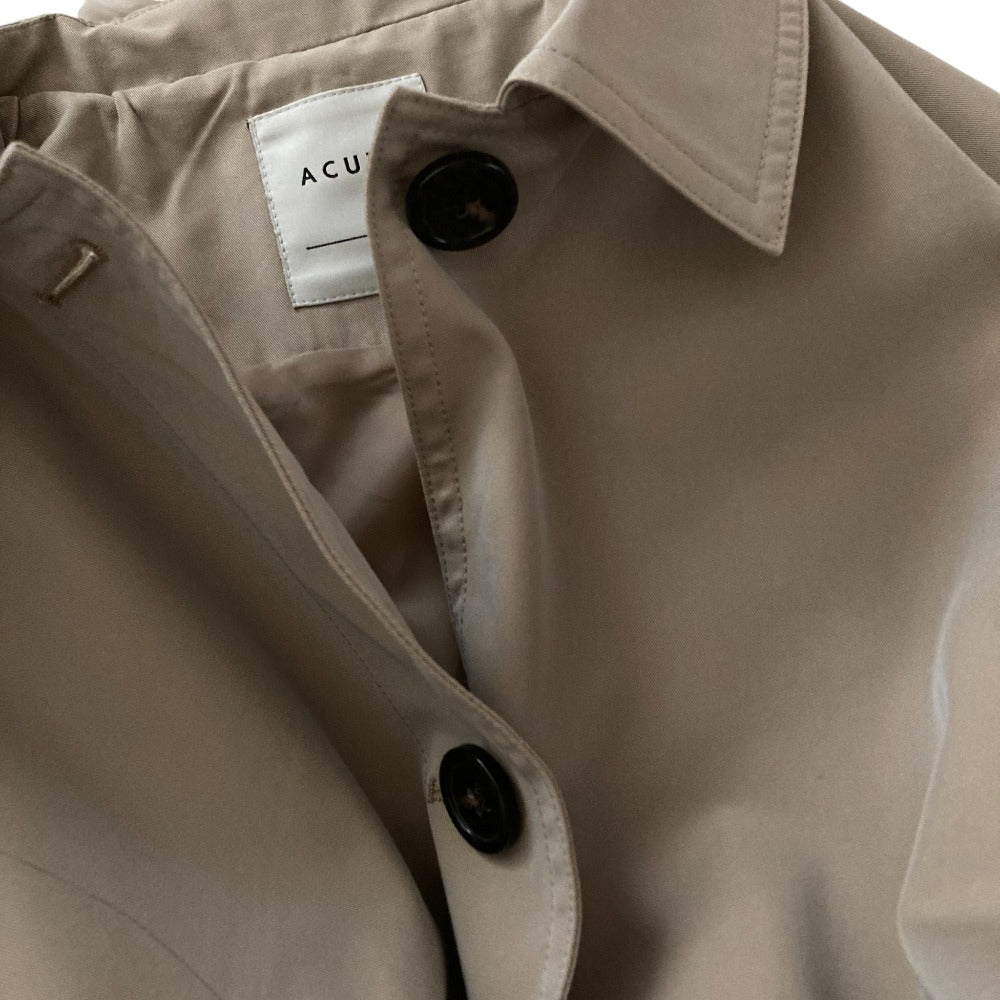 ACUTAステンカラーコート