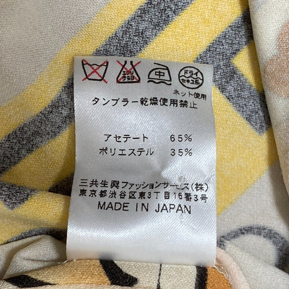 レオナール カンカンストレッチ フラワープリント ノーカラーシャツジャケット