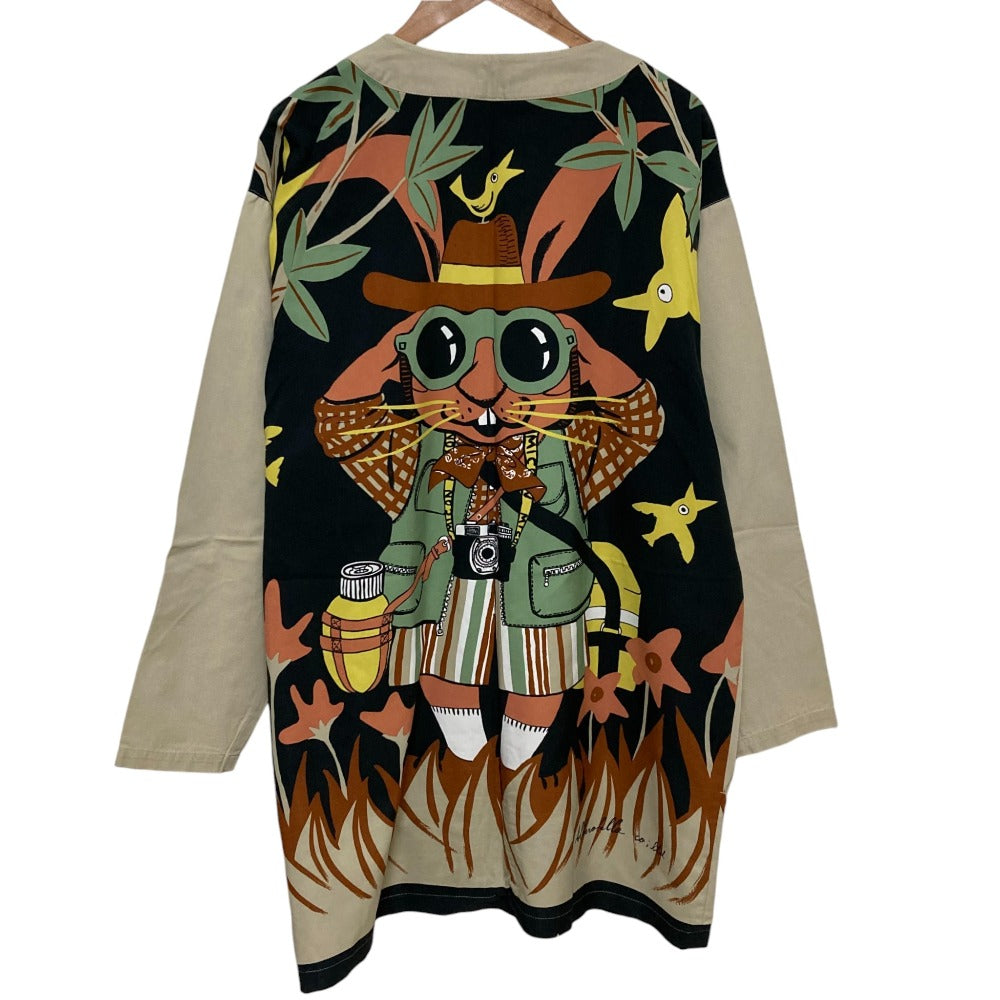 オレボレブラ ウサギプリントノーカラージップジャケット