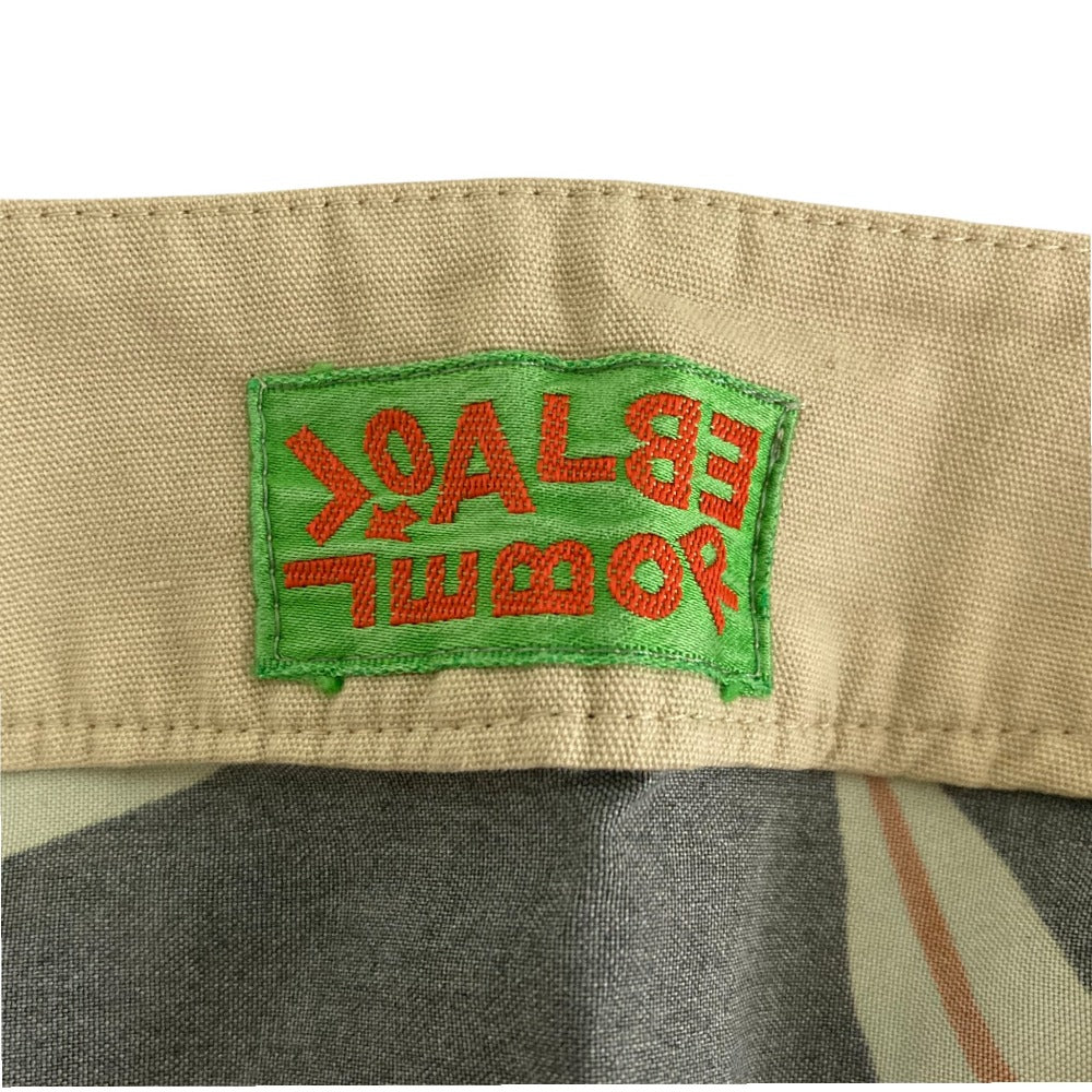 オレボレブラ ウサギプリントノーカラージップジャケット