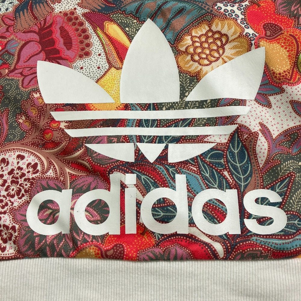 アディダス FUGIPRABALI CROP HOODIE パーカー