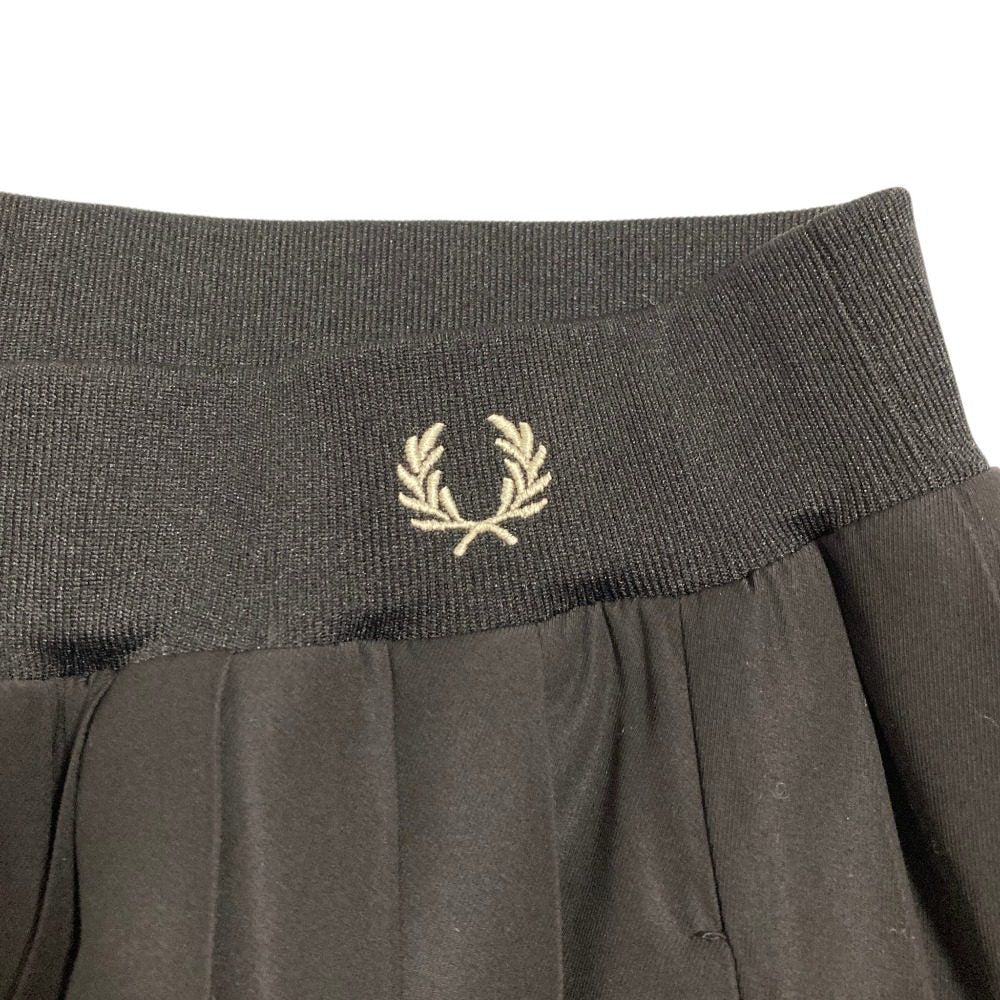 フレッドペリー Sheer Knit Paneledスカート