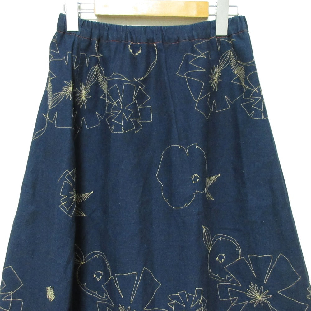 パラスパレス 刺繍フレアスカート