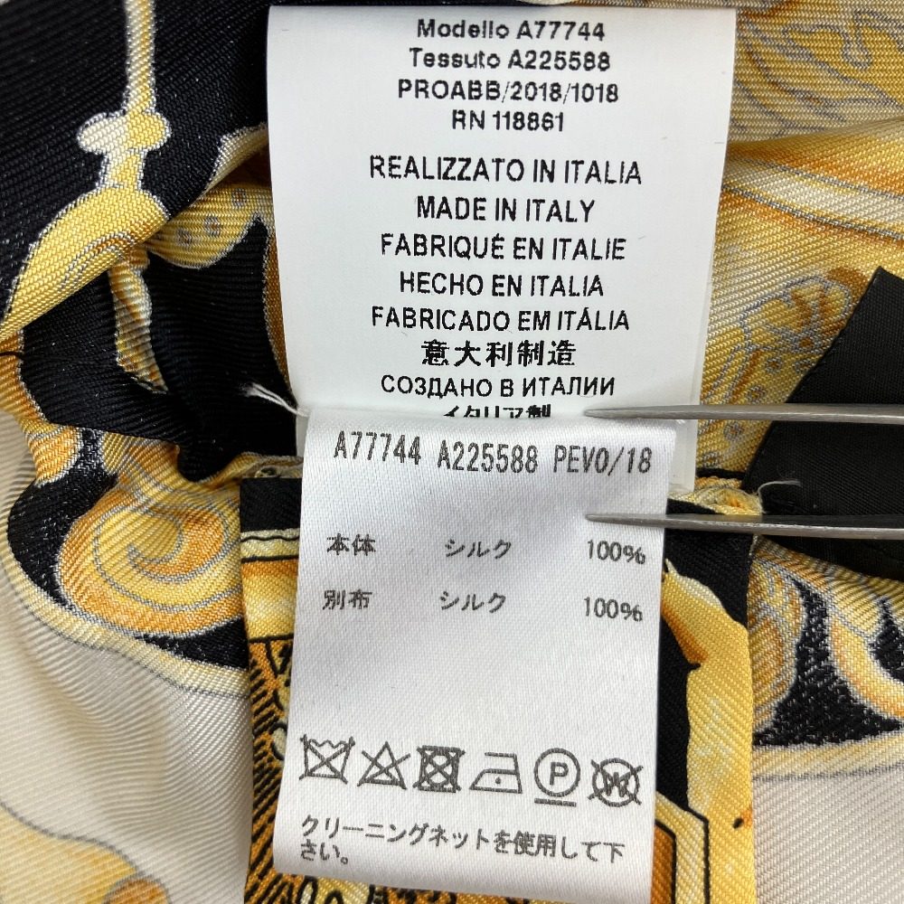 ヴェルサーチェ バロック柄ワンピース
