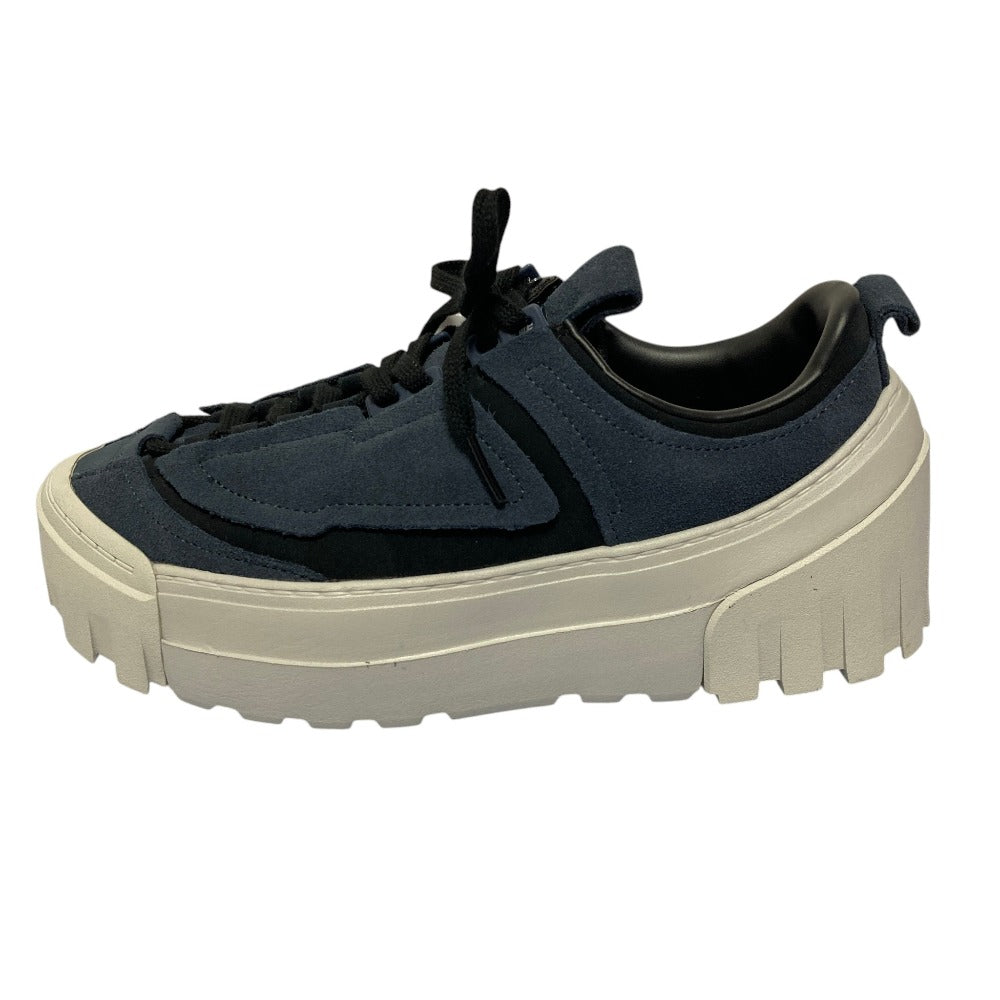 オニツカタイガー CHUNKY RUNNER LO スニーカー