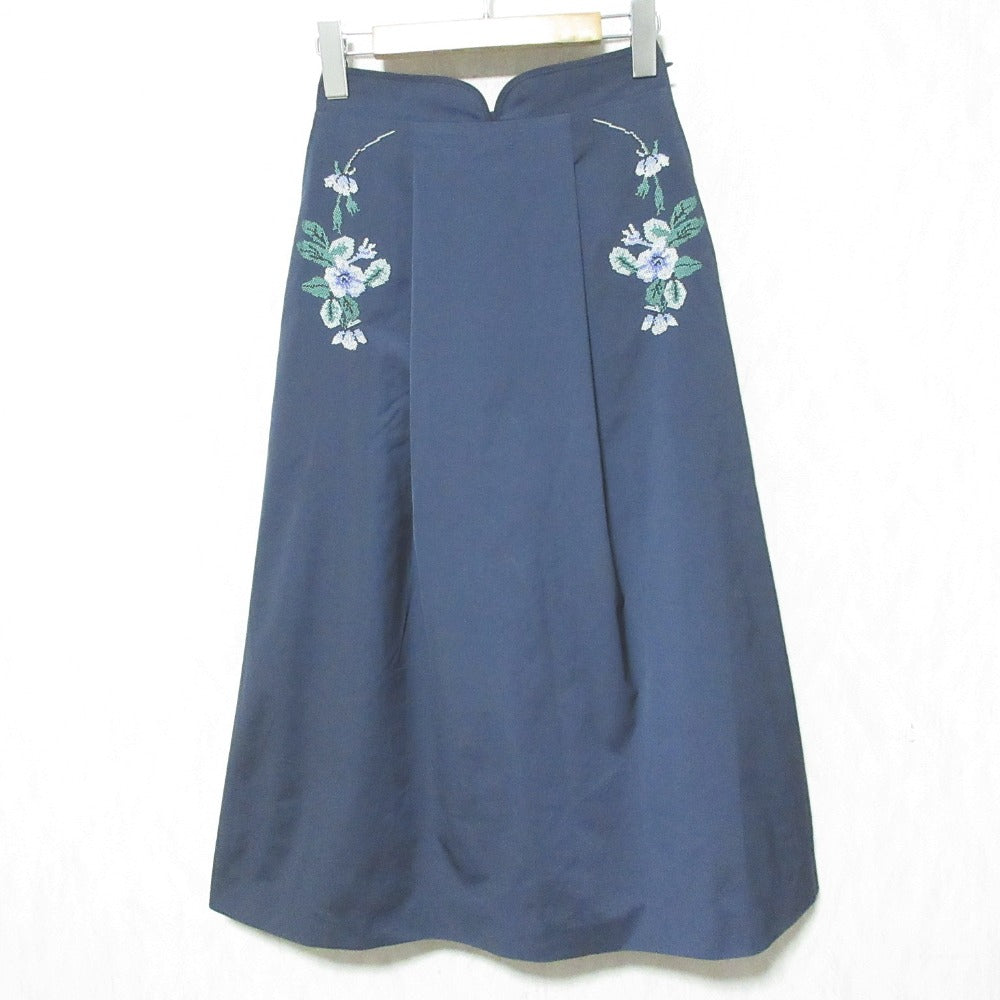 ヴィヴィアンタム CROSS STITCH FLOWER ON TAFFETA スカート