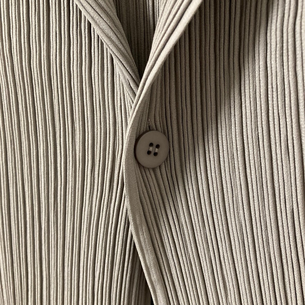 イッセイミヤケ HATCHING PLEATS テーラードジャケット