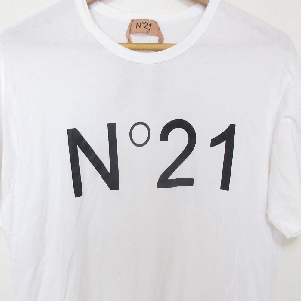 ヌメロヴェントゥーノ ロゴコットンTシャツ