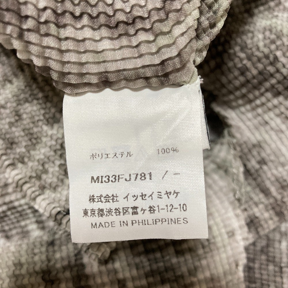 ミーイッセイミヤケ 転写プリントプリーツハイネックカットソー