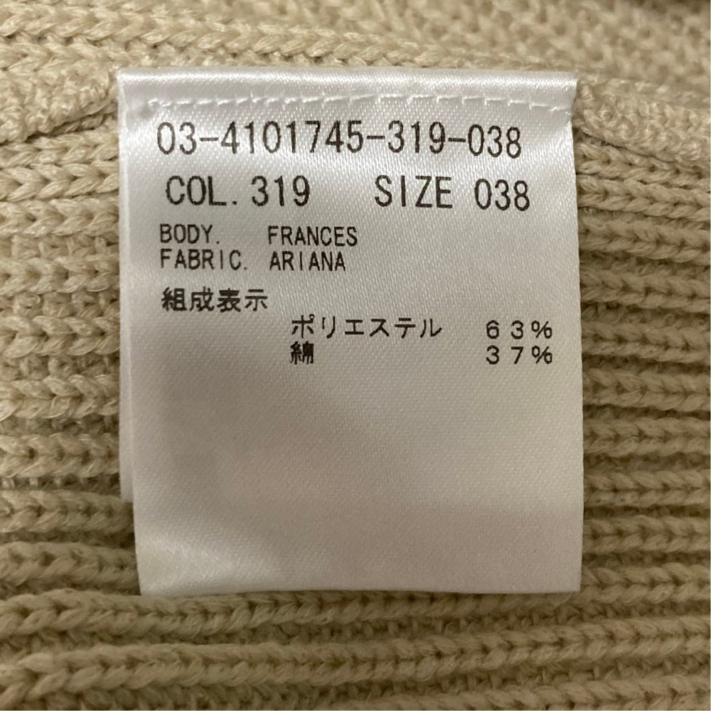 セオリーリュクス ARIANA FRANCES Vネックニットセーター