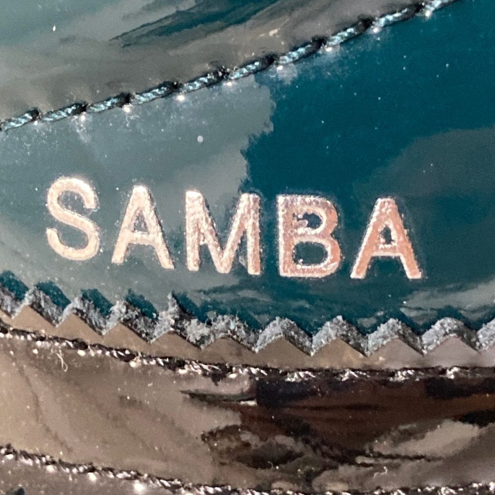 アディダスオリジナルス SAMBA OG パテントレザースニーカー