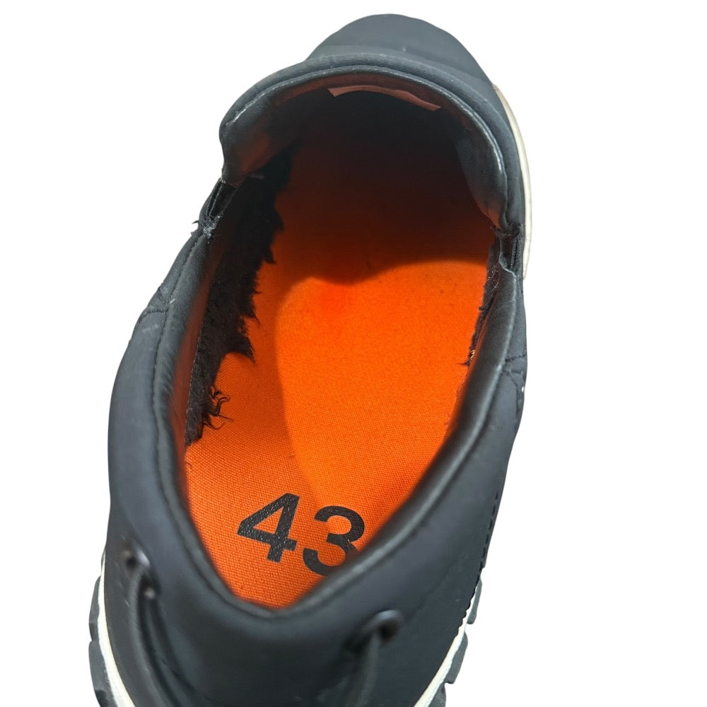 ボース TYRES PLATFORM スリッポン