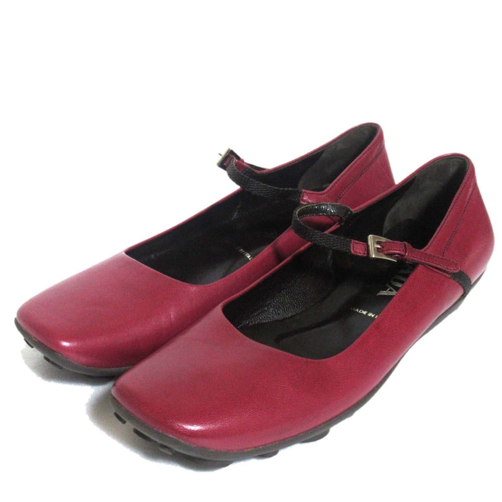 プラダ レザー メリー ジェーン フラット シューズ