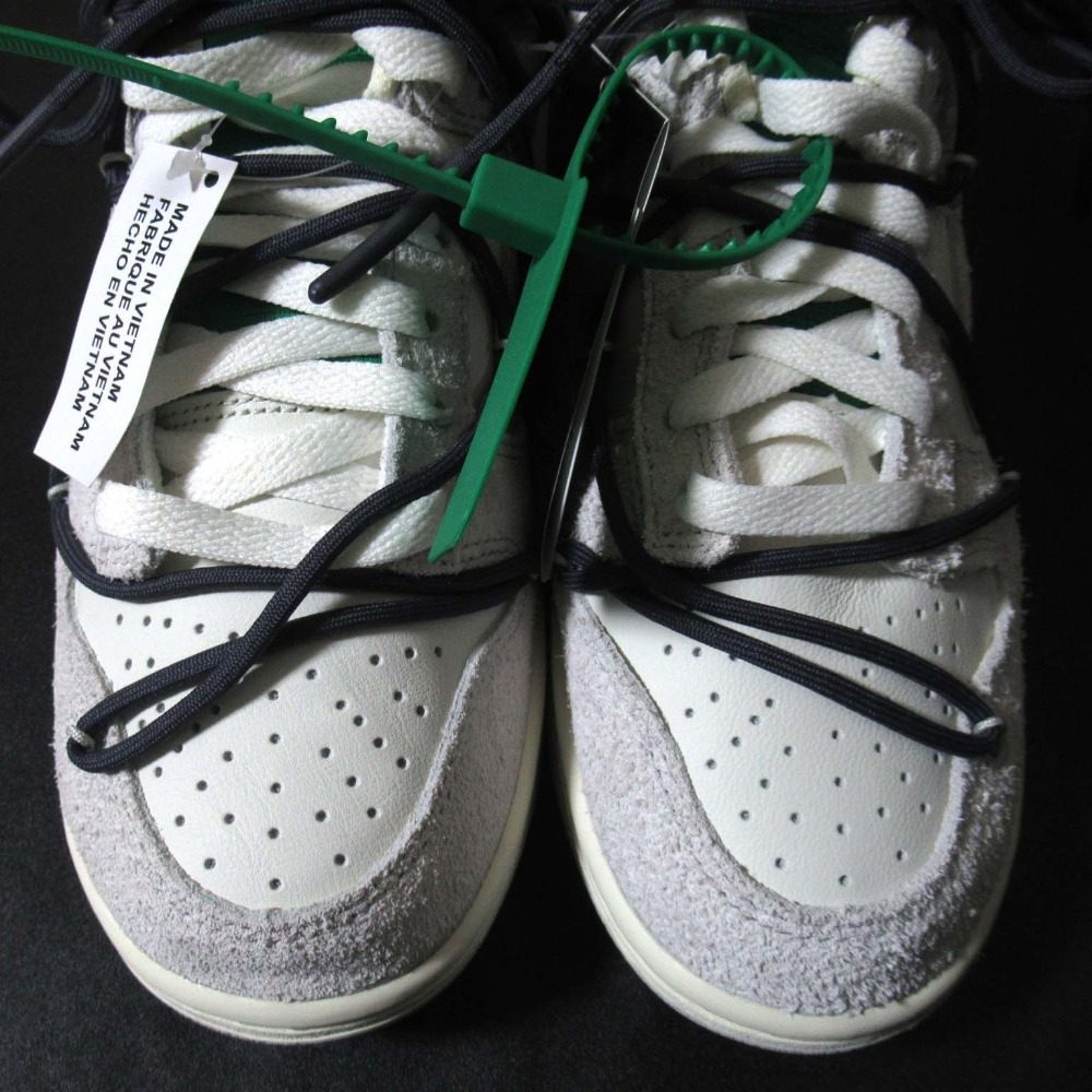 ナイキ オフホワイト DUNK LOW スニーカー