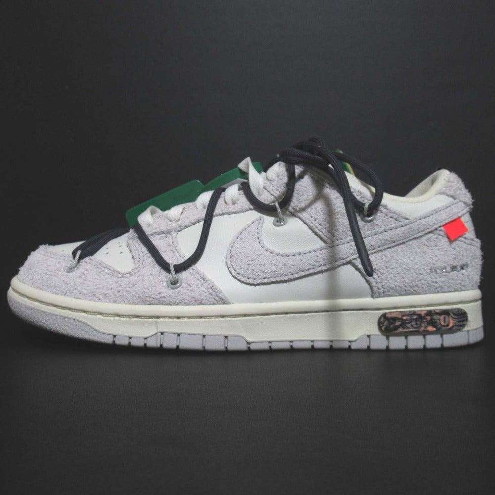 ナイキ オフホワイト DUNK LOW スニーカー
